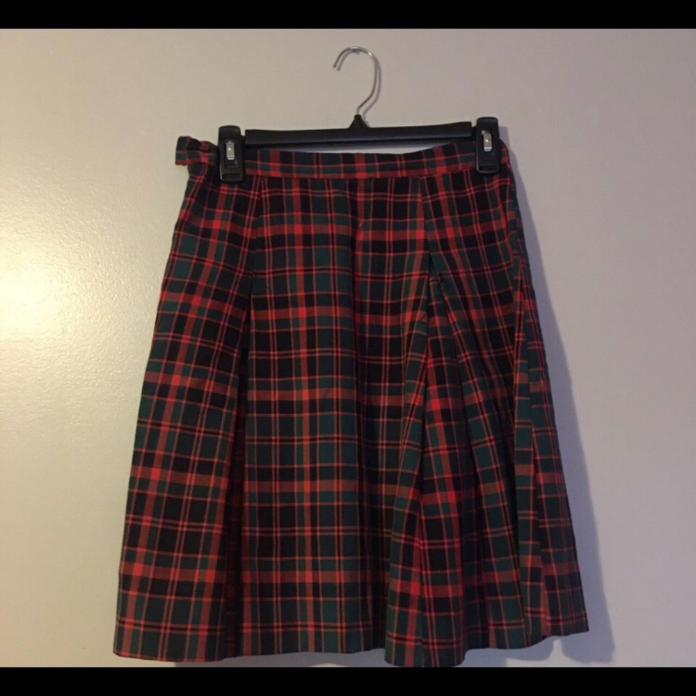 GREEN AND RED PLAID VINTAGE SCHOOL GIRL SKIRT